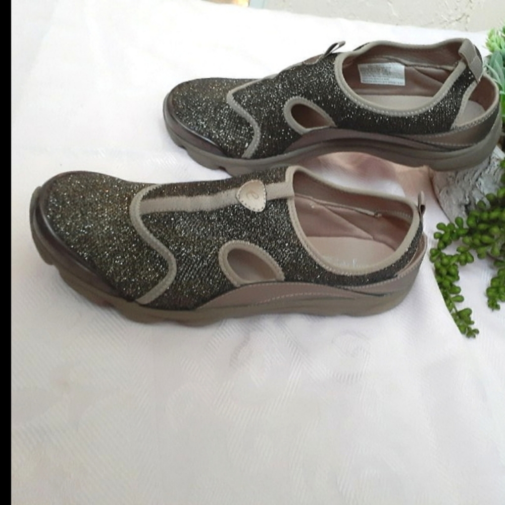 NEW Easy Spirit Slide-In Sparkly Tennis Athletic Shoes size 11